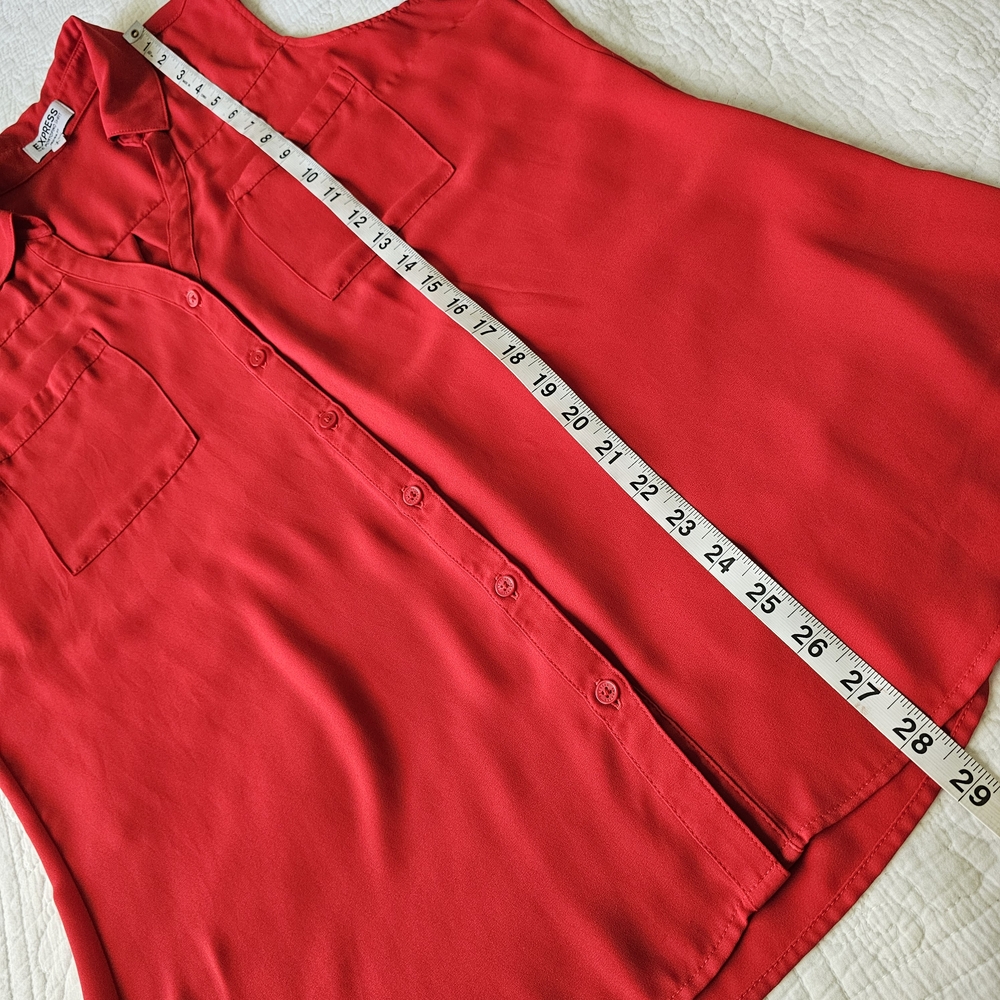 Express Red Sleeveless Blouse - Picture 4 of 6
